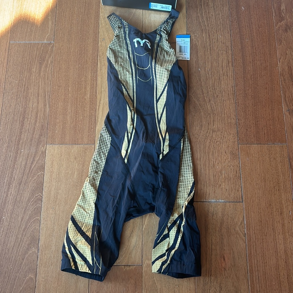 TYR tech speed suit